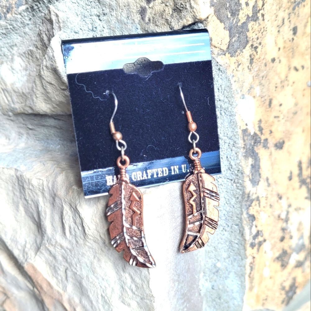 New! Coppery Tribal Feather Dangle Earrings 🪶